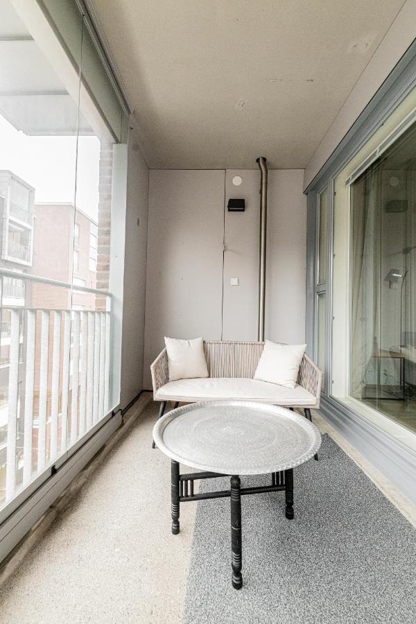 Apartment, Sleepwell, Tyynimeri With Private Parking And Optional Private Sauna Helsinki Exterior foto